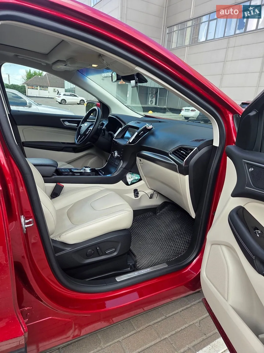 2019 Ford Edge - мініатюра 16