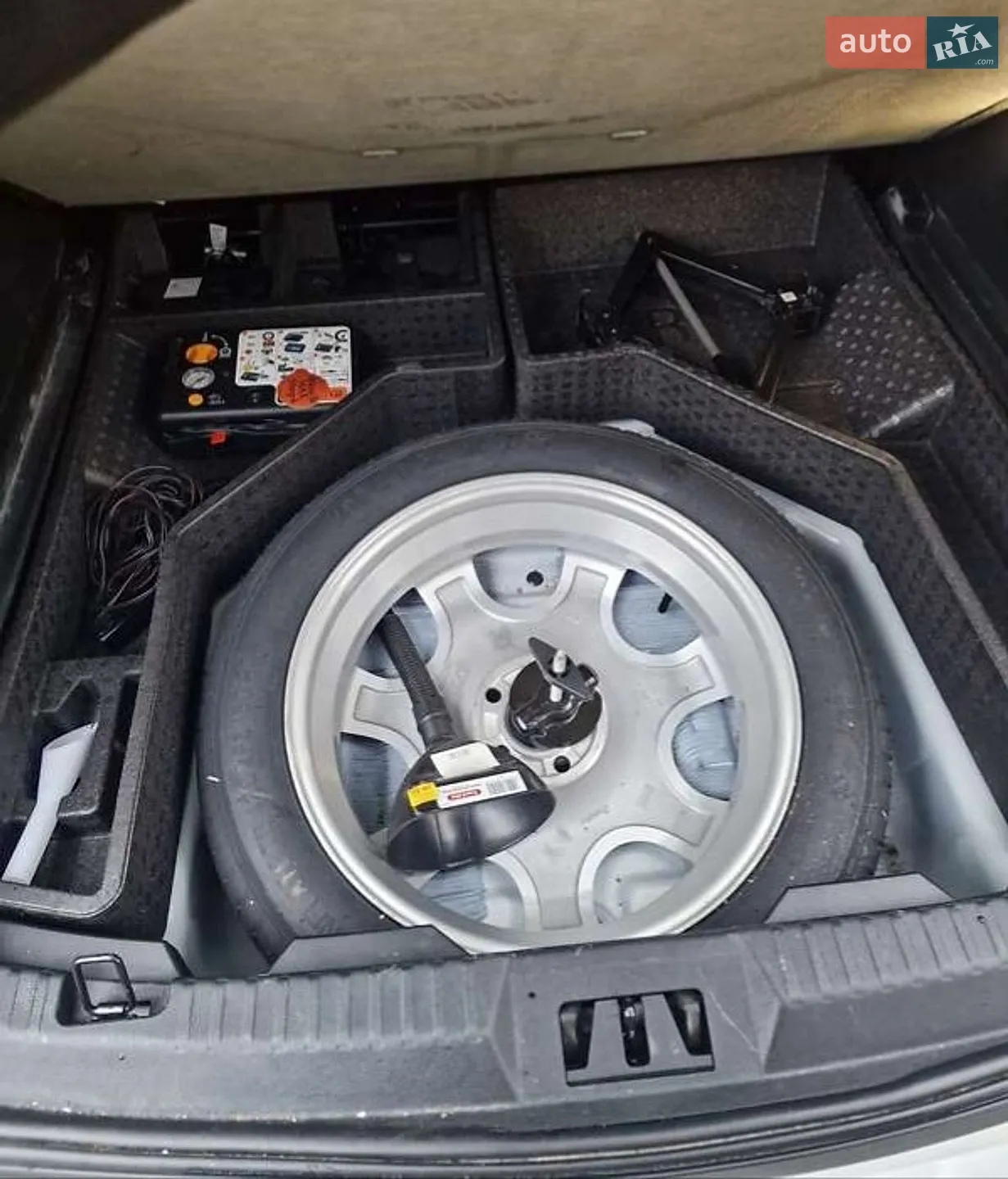 2021 Ford Edge - мініатюра 12