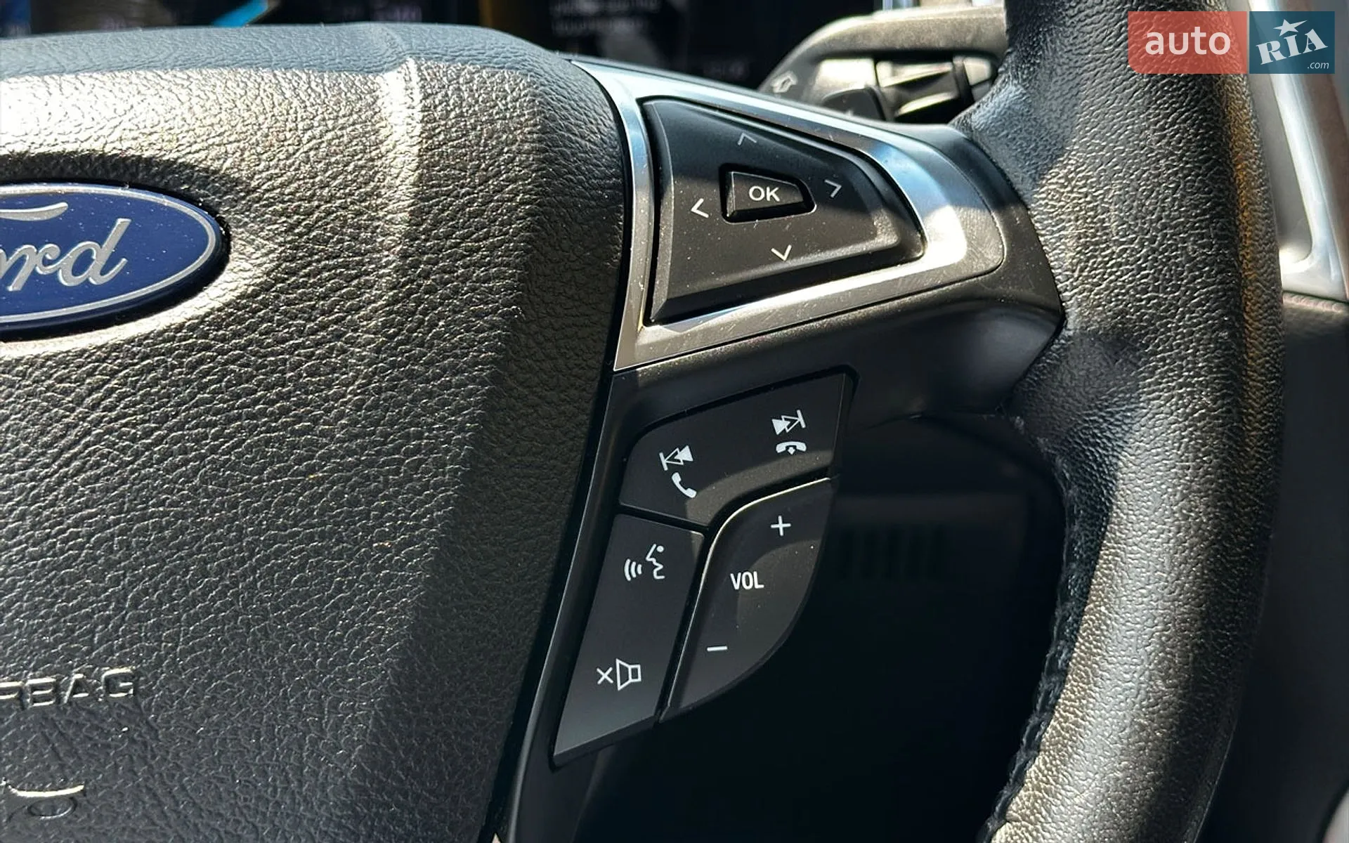 2019 Ford Edge - мініатюра 17