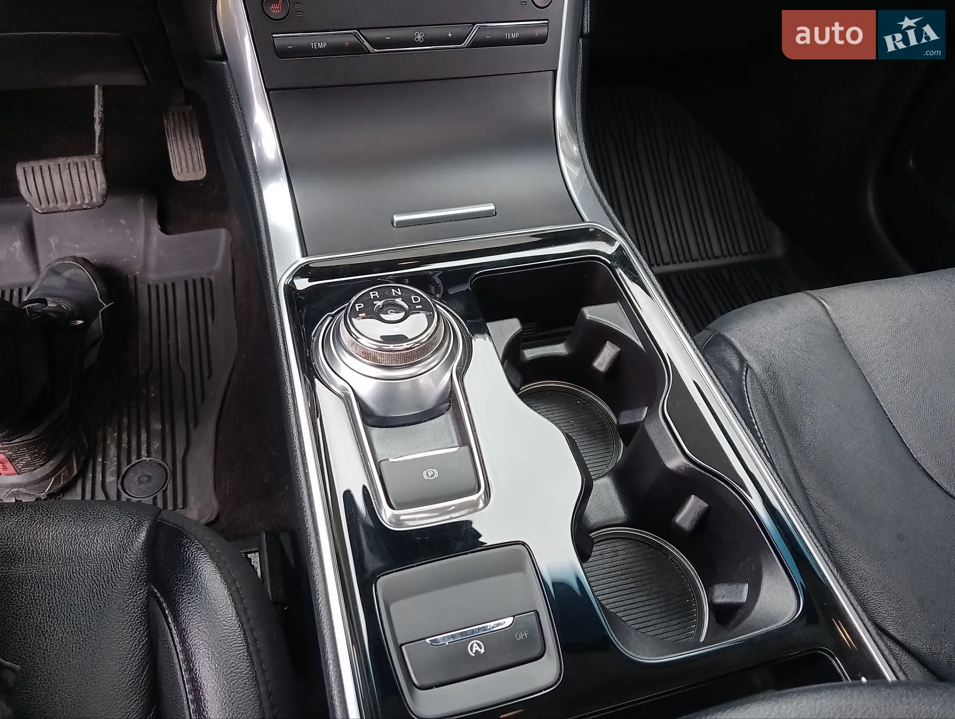 2019 Ford Edge - мініатюра 27