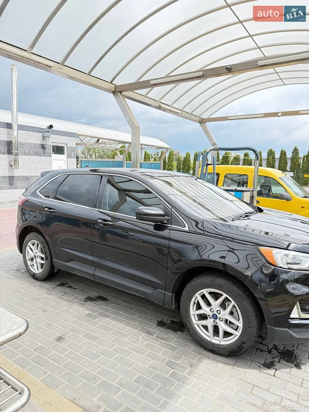 2021 Ford Edge - мініатюра 2