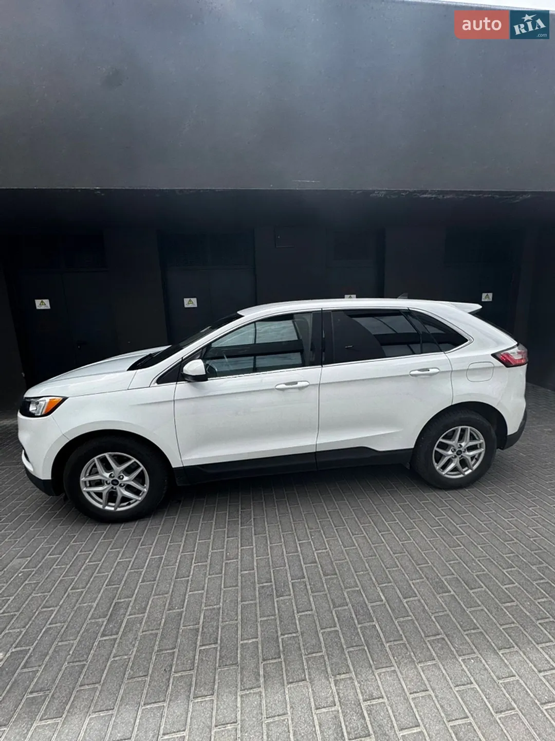 2021 Ford Edge - мініатюра 17