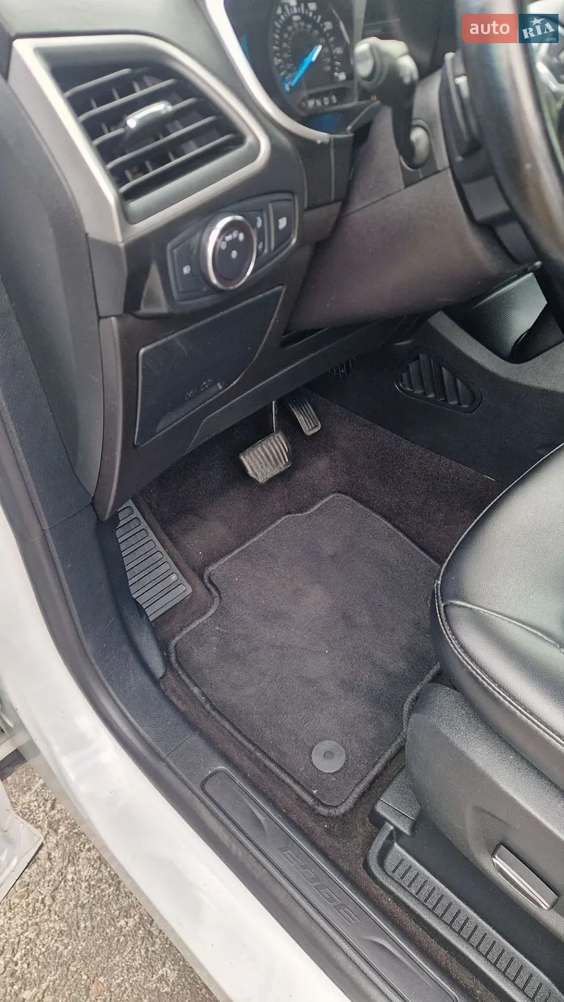 2019 Ford Edge - мініатюра 18