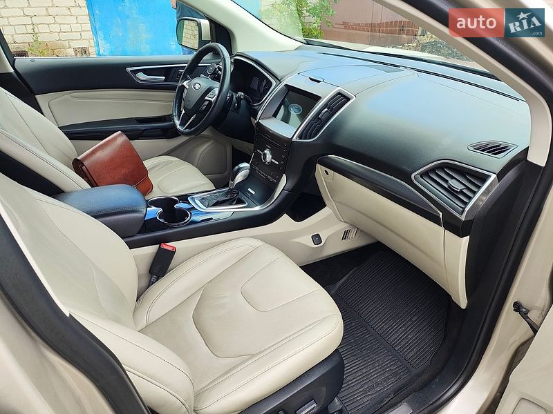 Позашляховик / Кросовер Ford Edge 2017 в Южноукраїнську