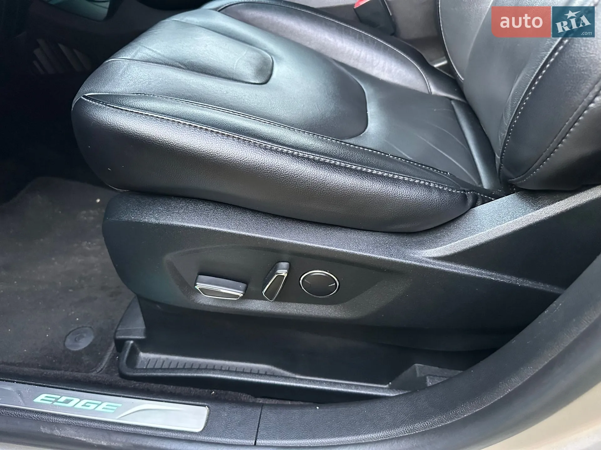 2017 Ford Edge - мініатюра 16