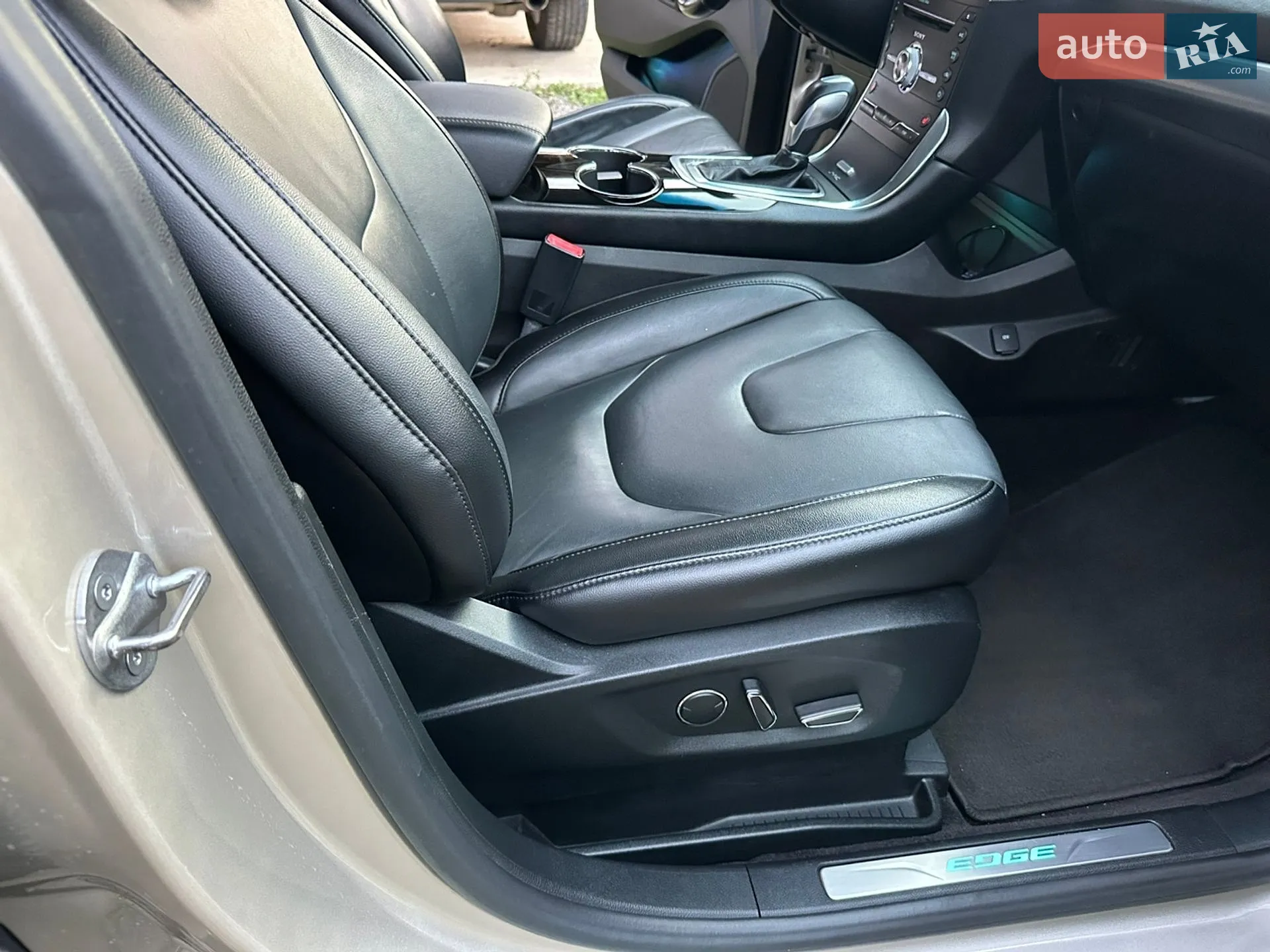 2017 Ford Edge - мініатюра 21