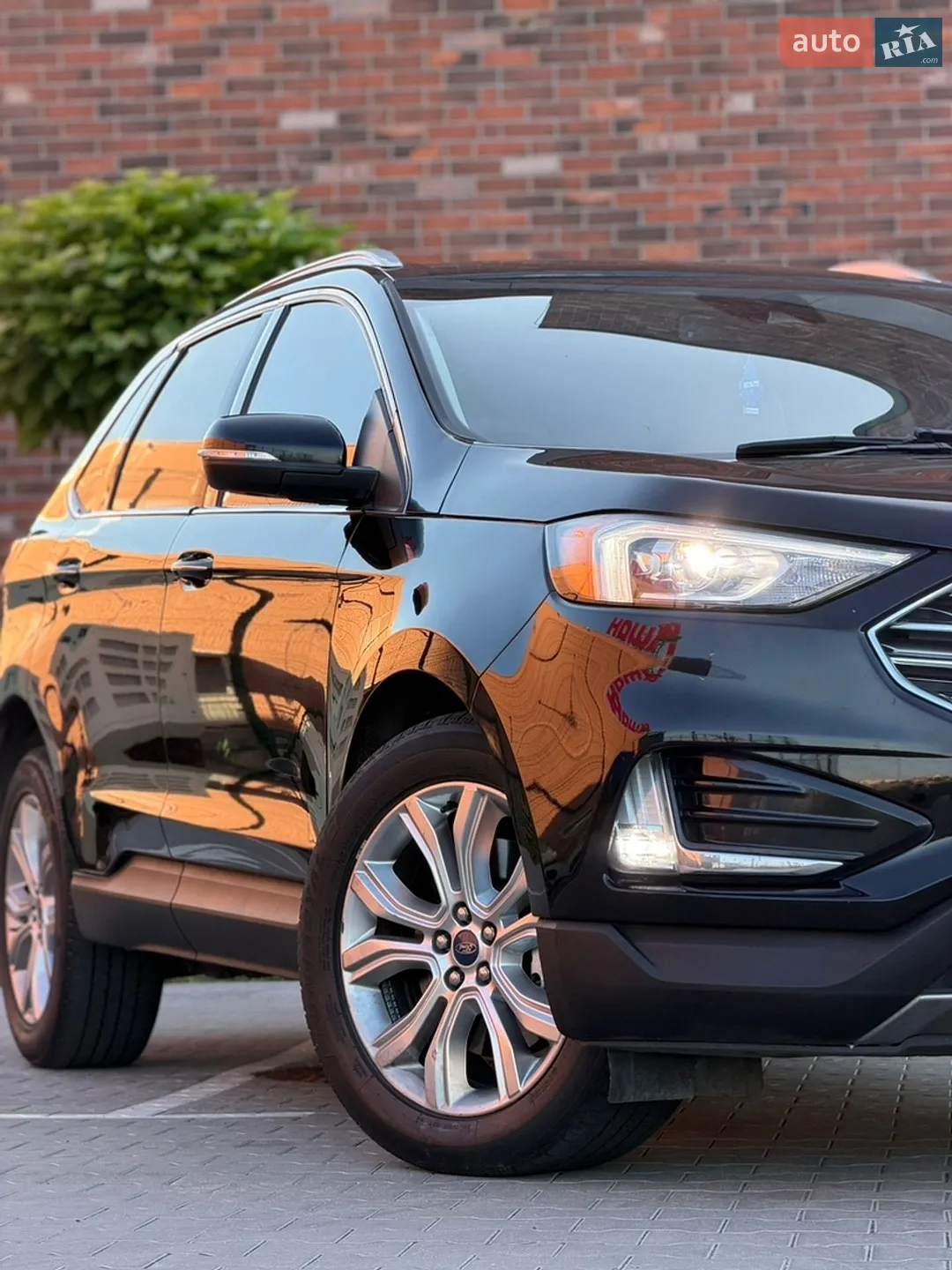 2019 Ford Edge - мініатюра 2