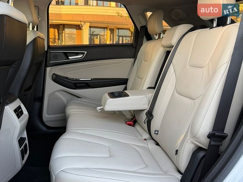 Внедорожник / Кроссовер Ford Edge 2020 в Киеве