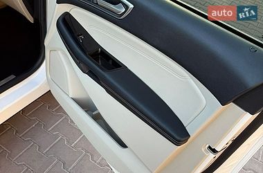 Внедорожник / Кроссовер Ford Edge 2020 в Киеве