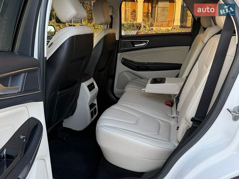 Внедорожник / Кроссовер Ford Edge 2020 в Киеве