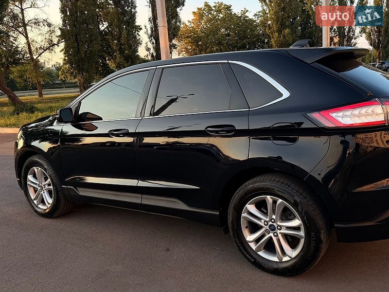 Внедорожник / Кроссовер Ford Edge 2016 в Харькове