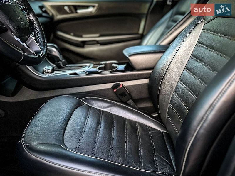 Позашляховик / Кросовер Ford Edge 2018 в Славуті