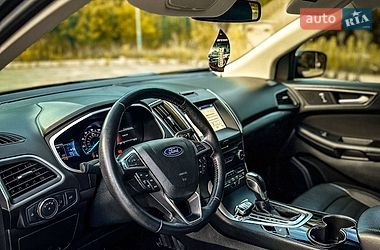 Позашляховик / Кросовер Ford Edge 2018 в Славуті