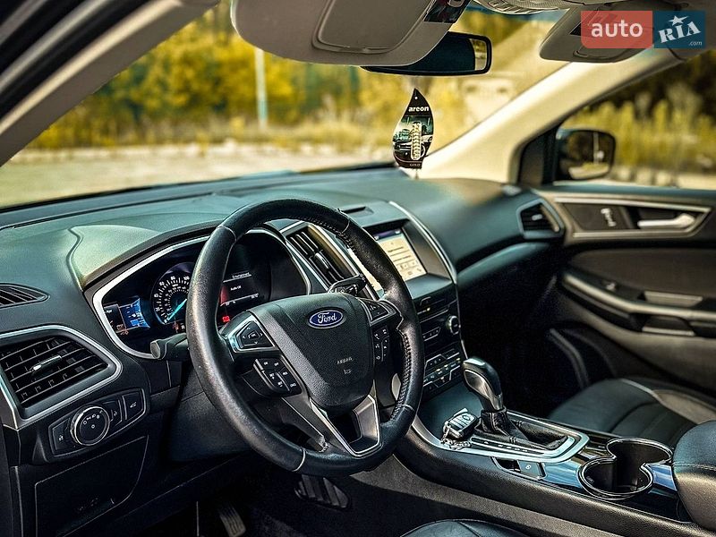 Позашляховик / Кросовер Ford Edge 2018 в Славуті