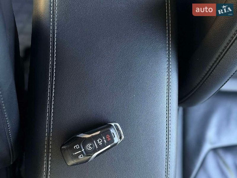 Позашляховик / Кросовер Ford Edge 2016 в Шепетівці фото 29 Позашляховик / Кросовер Ford Edge 2016 в Шепетівці