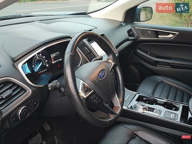 Внедорожник / Кроссовер Ford Edge 2019 в Дубно