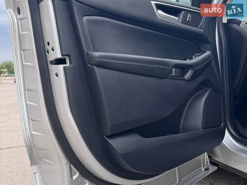 Внедорожник / Кроссовер Ford Edge 2019 в Южноукраинске