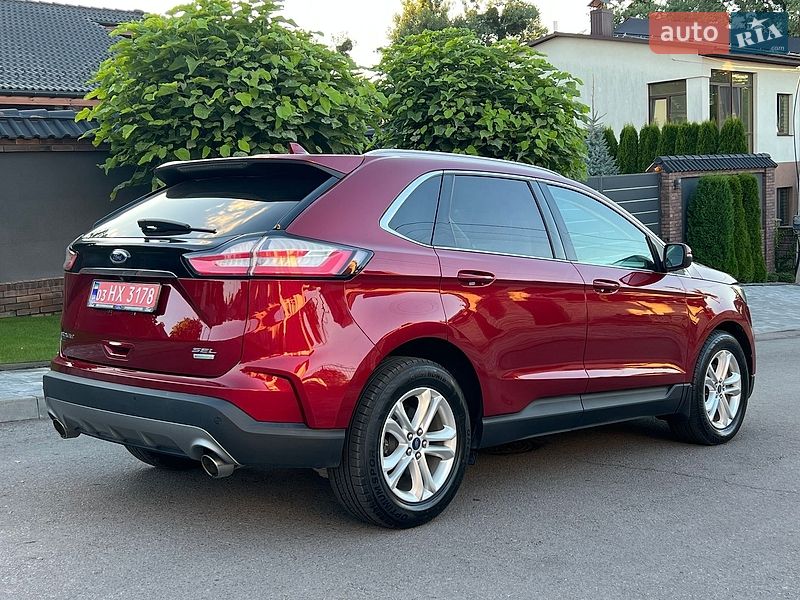Позашляховик / Кросовер Ford Edge 2019 в Рівному