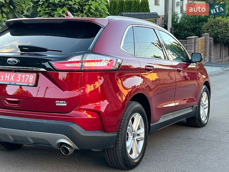 Позашляховик / Кросовер Ford Edge 2019 в Рівному