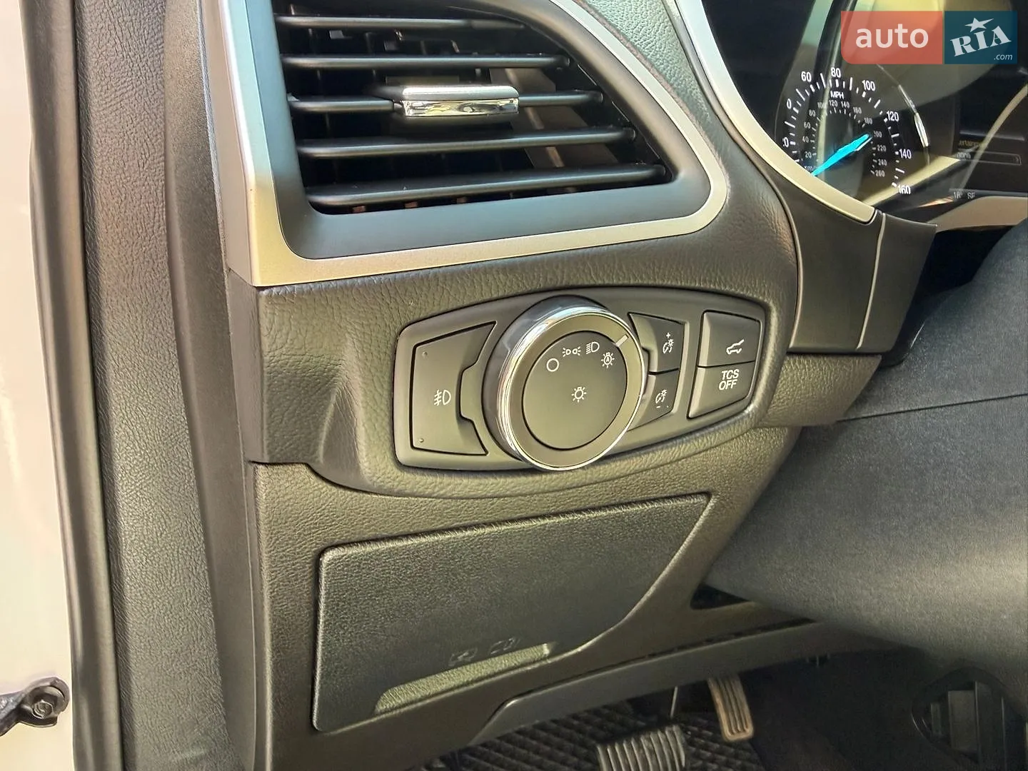 2019 Ford Edge - мініатюра 50