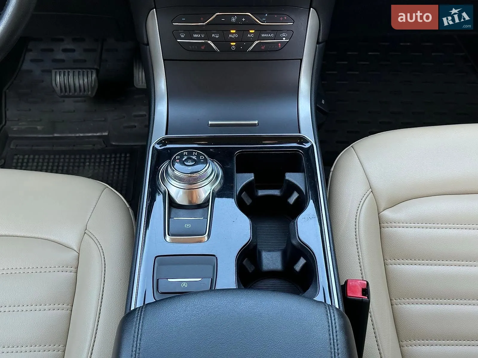 2019 Ford Edge - мініатюра 22