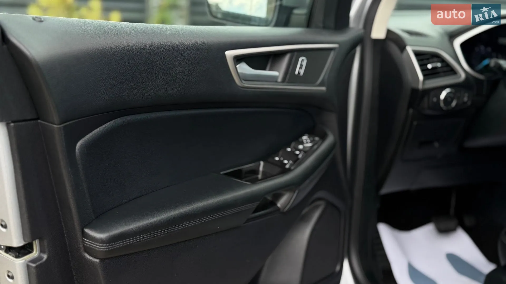 2020 Ford Edge - мініатюра 26