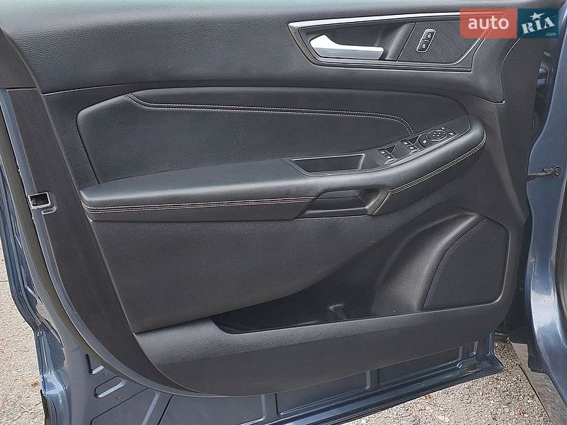 Внедорожник / Кроссовер Ford Edge 2019 в Дубно