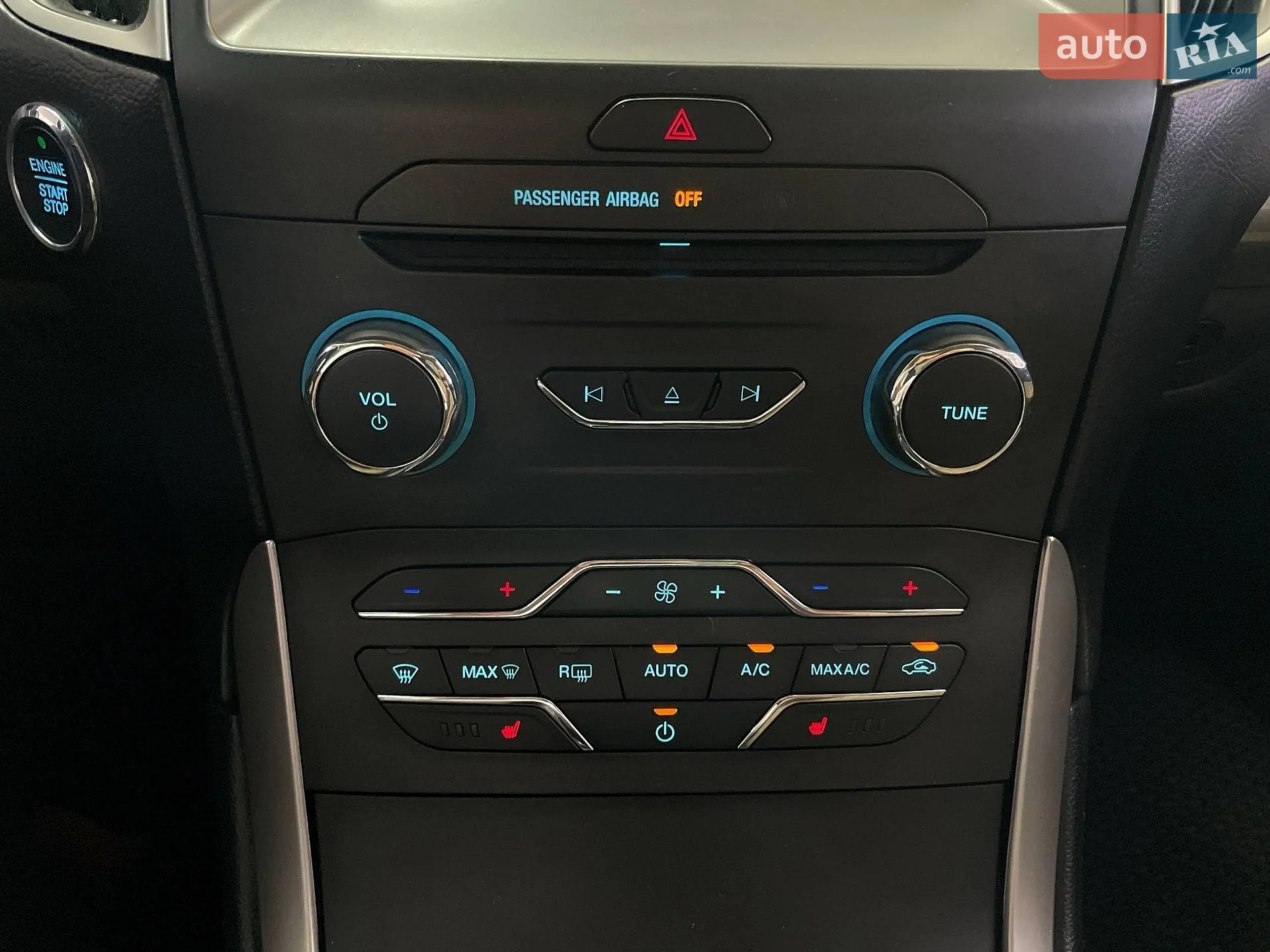 2017 Ford Edge - мініатюра 33