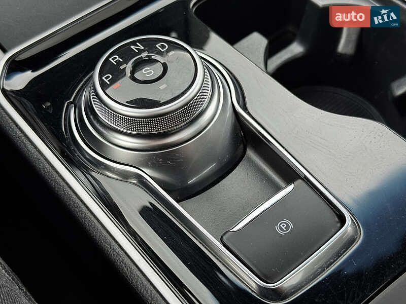 Позашляховик / Кросовер Ford Edge 2020 в Києві