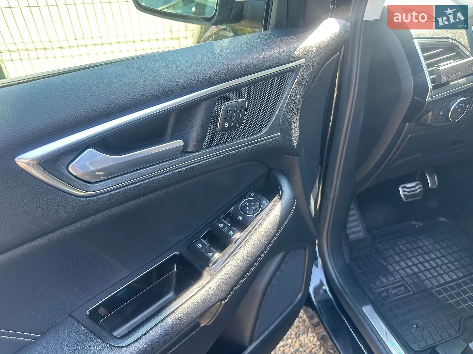 2018 Ford Edge - мініатюра 13