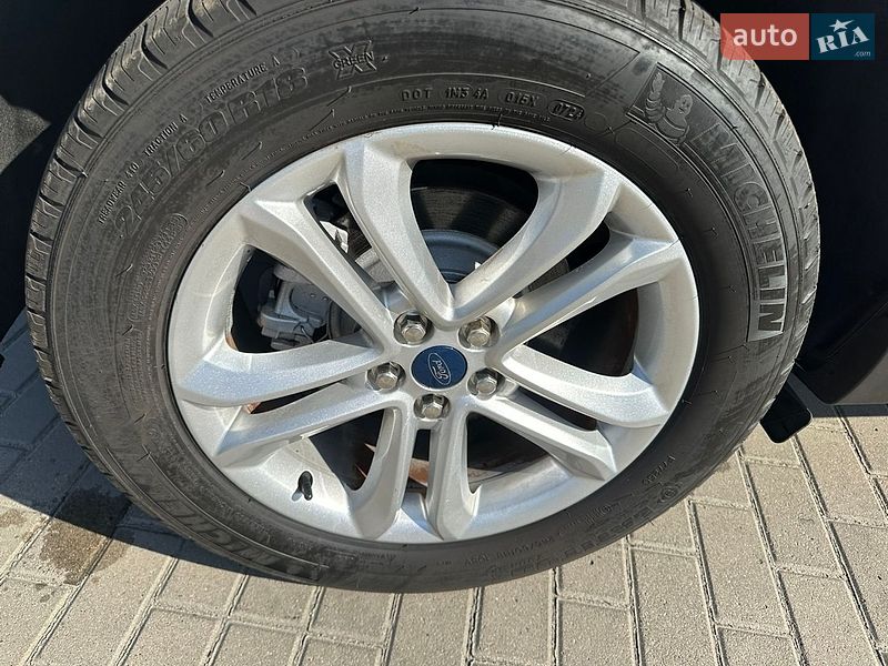 Позашляховик / Кросовер Ford Edge 2019 в Дубні