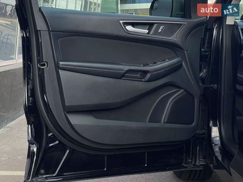 Внедорожник / Кроссовер Ford Edge 2016 в Киеве