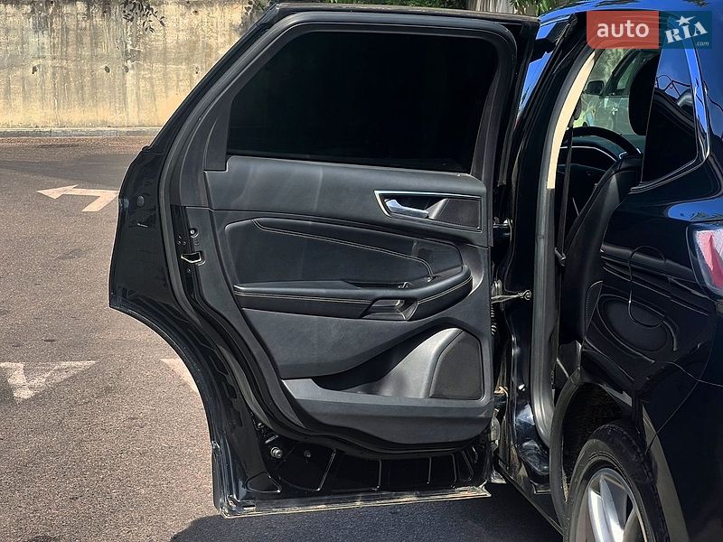 Внедорожник / Кроссовер Ford Edge 2016 в Николаеве
