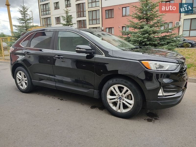 Позашляховик / Кросовер Ford Edge 2019 в Рівному