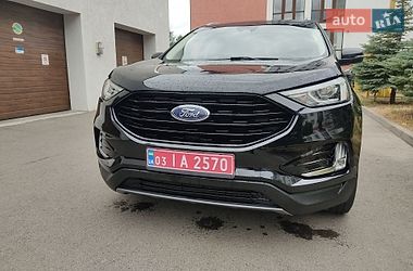 Позашляховик / Кросовер Ford Edge 2019 в Рівному
