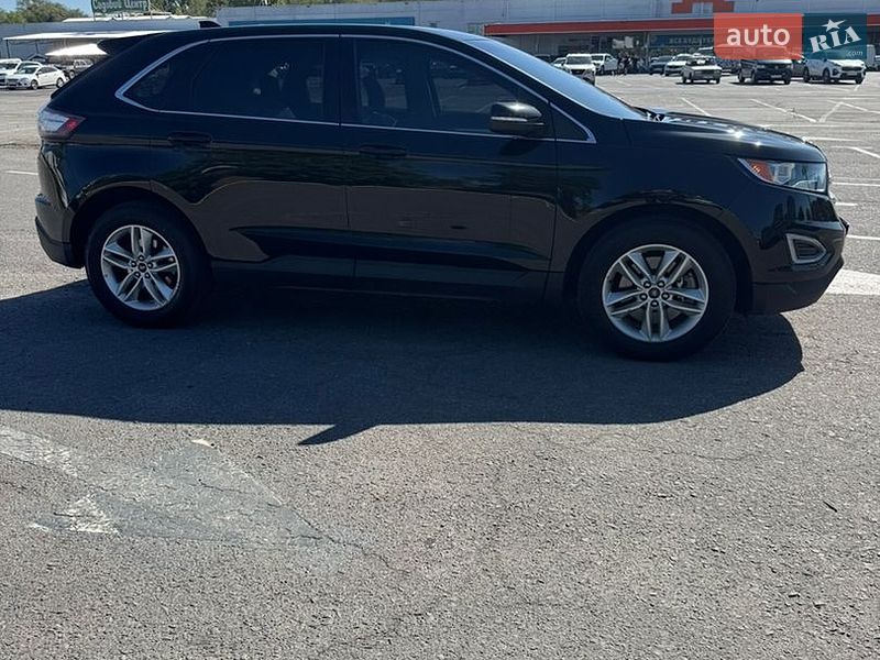 Позашляховик / Кросовер Ford Edge 2017 в Ужгороді
