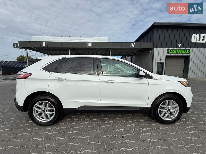 Позашляховик / Кросовер Ford Edge 2022 в Володимирі
