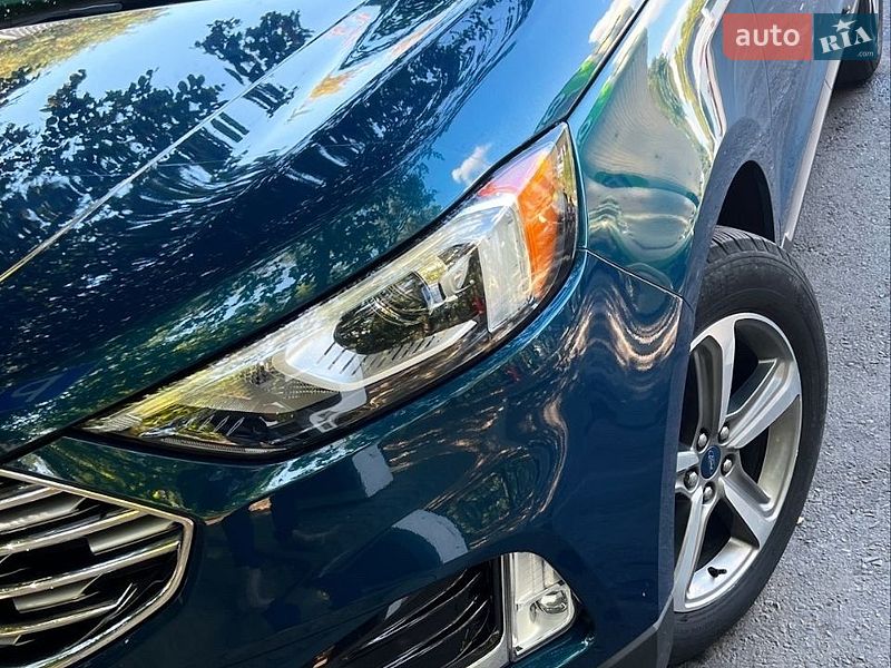 Позашляховик / Кросовер Ford Edge 2020 в Ужгороді
