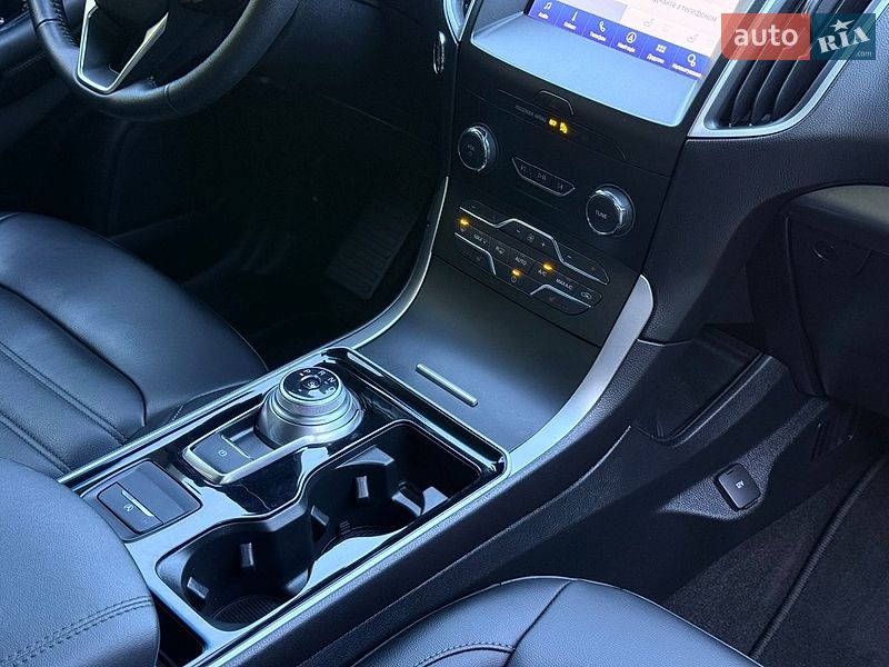Позашляховик / Кросовер Ford Edge 2020 в Івано-Франківську