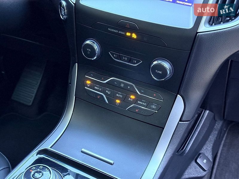 Позашляховик / Кросовер Ford Edge 2020 в Івано-Франківську