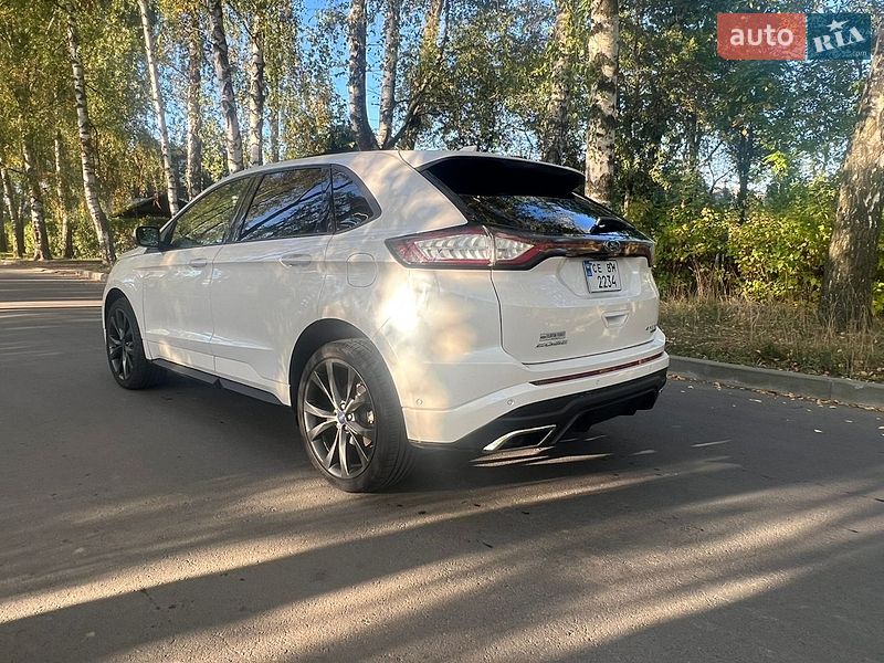 Внедорожник / Кроссовер Ford Edge 2016 в Черновцах