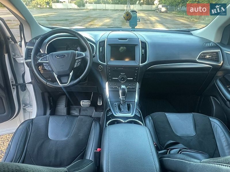 Внедорожник / Кроссовер Ford Edge 2016 в Черновцах