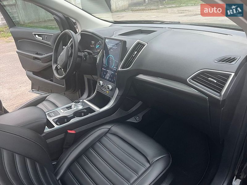 Позашляховик / Кросовер Ford Edge 2022 в Острозі