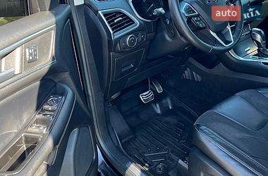Внедорожник / Кроссовер Ford Edge 2016 в Здолбунове