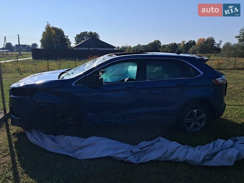 Ford Edge 2021