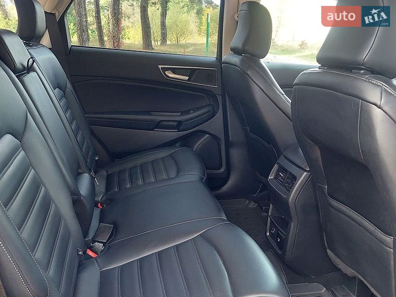 Позашляховик / Кросовер Ford Edge 2022 в Сумах