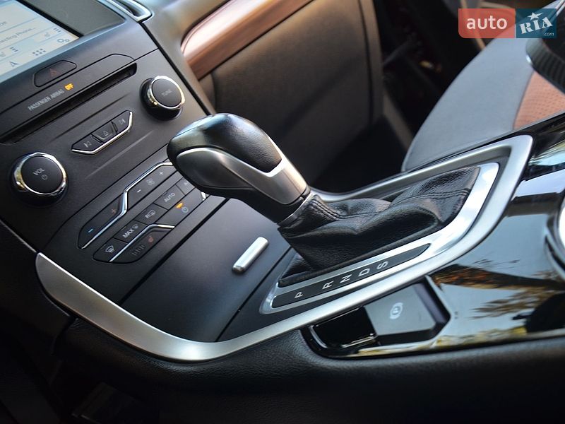 Внедорожник / Кроссовер Ford Edge 2018 в Дрогобыче