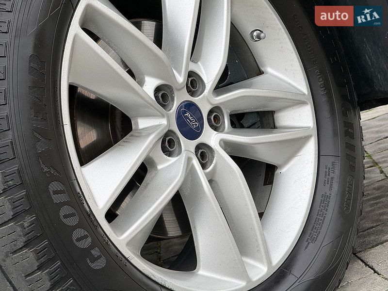 Позашляховик / Кросовер Ford Edge 2016 в Дрогобичі
