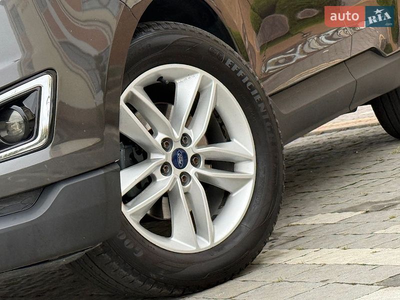 Позашляховик / Кросовер Ford Edge 2016 в Дрогобичі