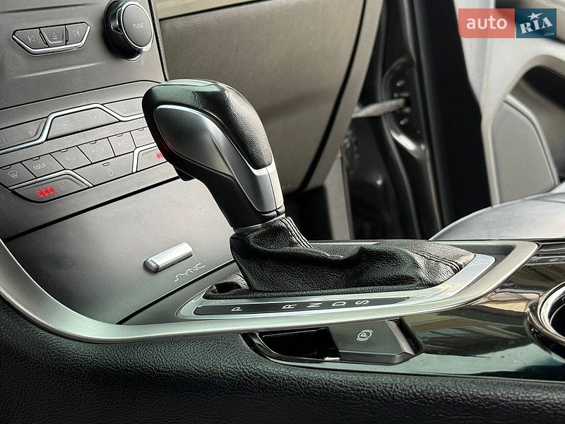 Позашляховик / Кросовер Ford Edge 2016 в Дрогобичі